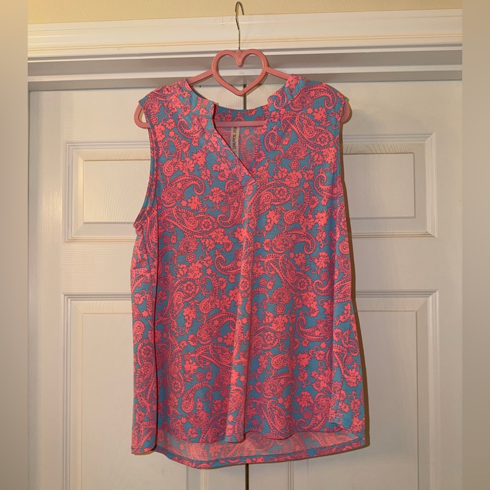Dear Scarlett Coral Pink Paisley Sleeveless V-Neck Blouse